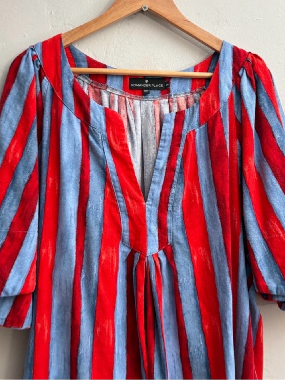 Tuckernuck flutter sleeve Finley Painterly Red and Blue Striped Midi Dress XXL - Picture 5 of 6